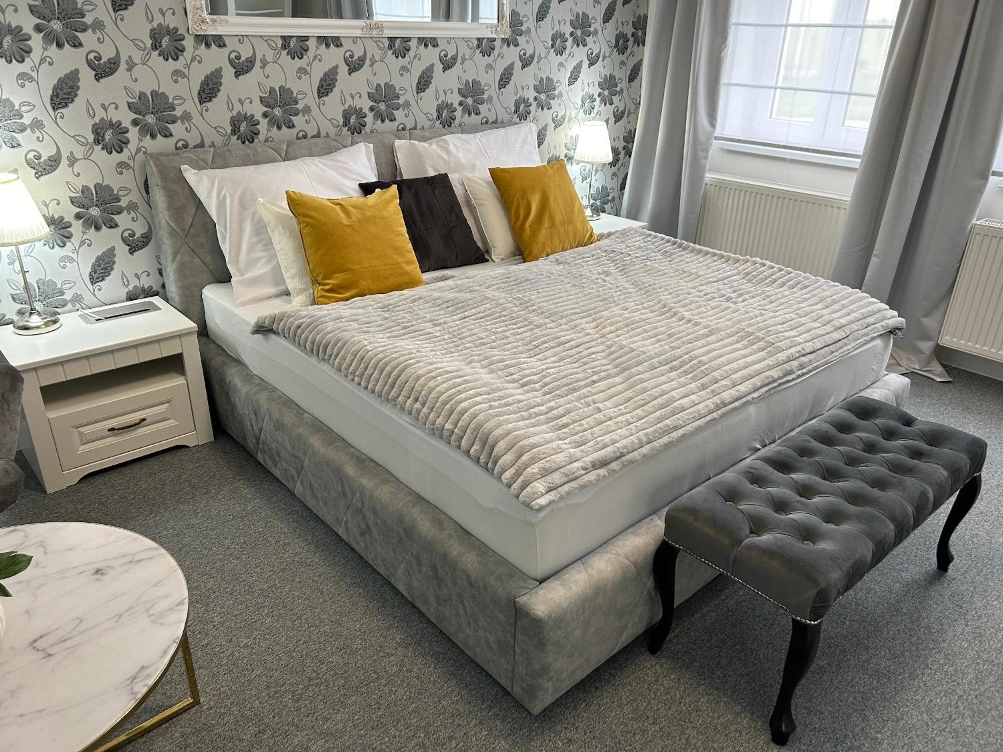 Efipa Glamour Apartments Plzen Luaran gambar