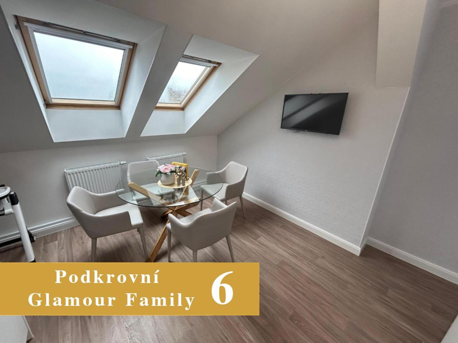 Efipa Glamour Apartments Plzen Luaran gambar