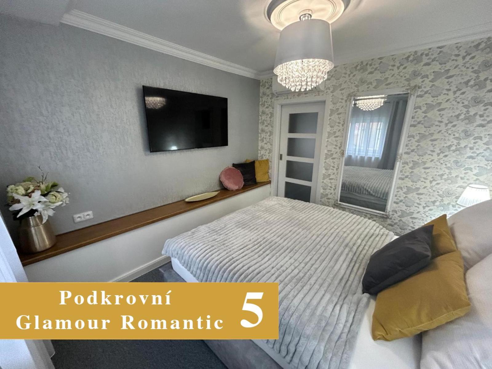 Efipa Glamour Apartments Plzen Luaran gambar
