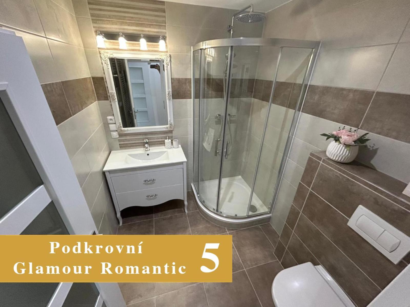 Efipa Glamour Apartments Plzen Luaran gambar