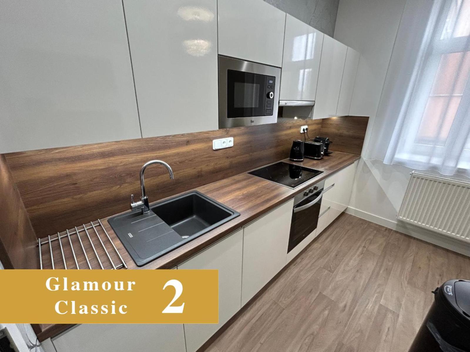 Efipa Glamour Apartments Plzen Luaran gambar