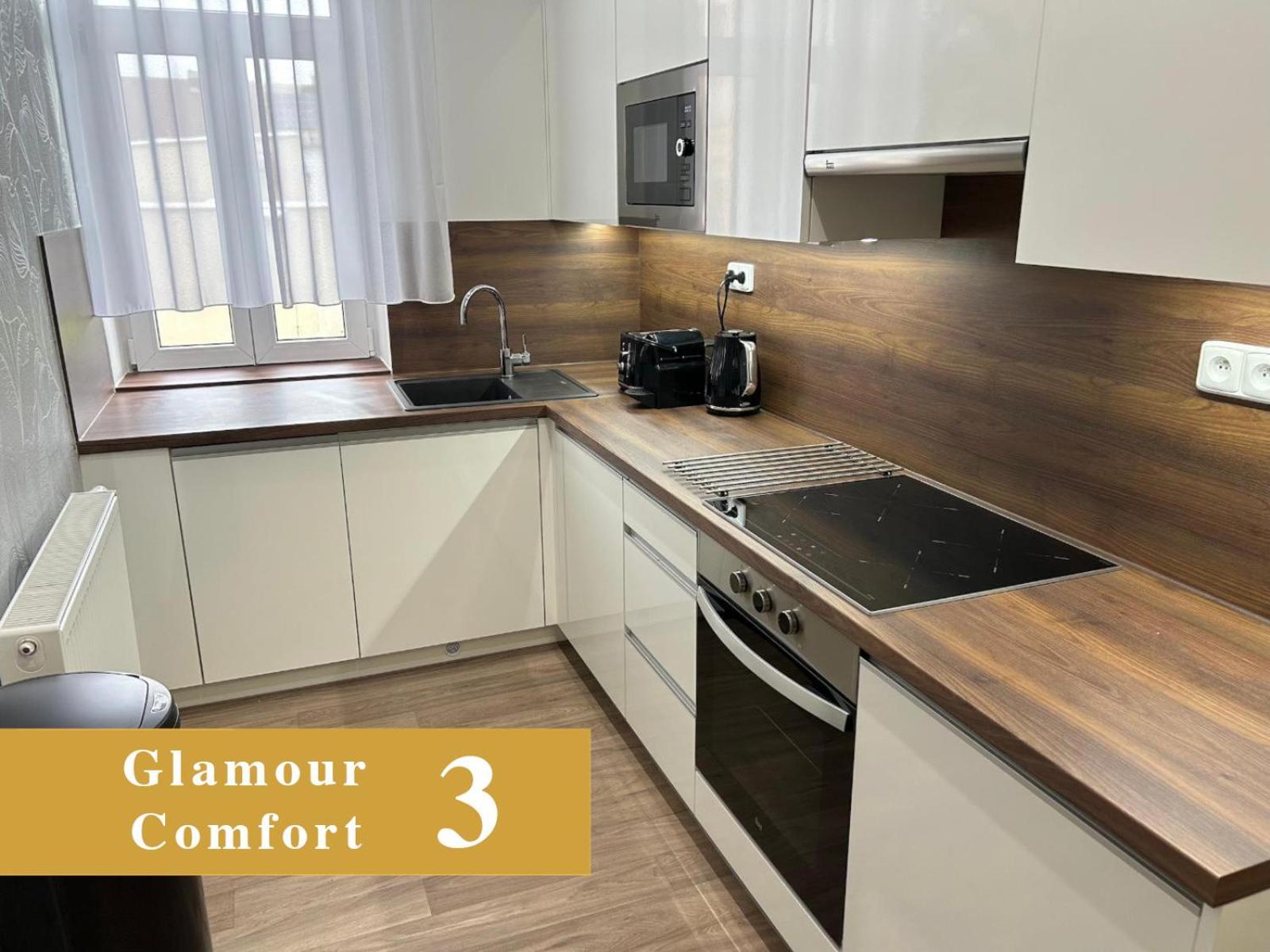 Efipa Glamour Apartments Plzen Luaran gambar