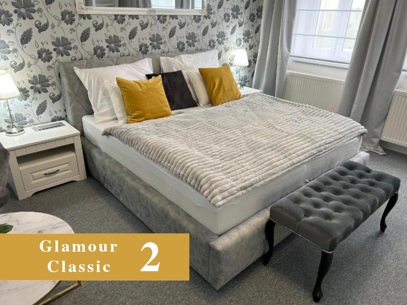 Efipa Glamour Apartments Plzen Luaran gambar